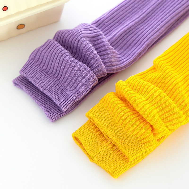 1 para uroczych, prążkowanych  – Baby Sock Oximeter recenzja i cena